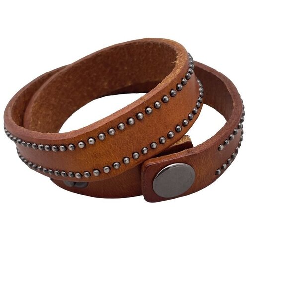 Yik Fung Wrap Leather Studded Detail Bracelet Snap Closure Brown 15.5 Inches - Picture 1 of 4